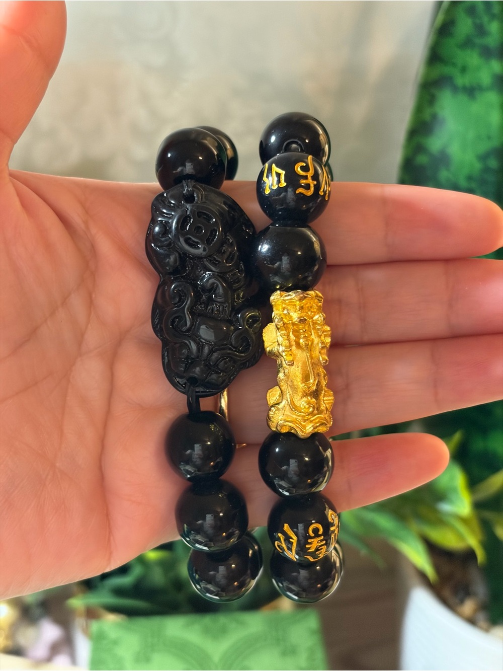 Bundle of two agate bracelet